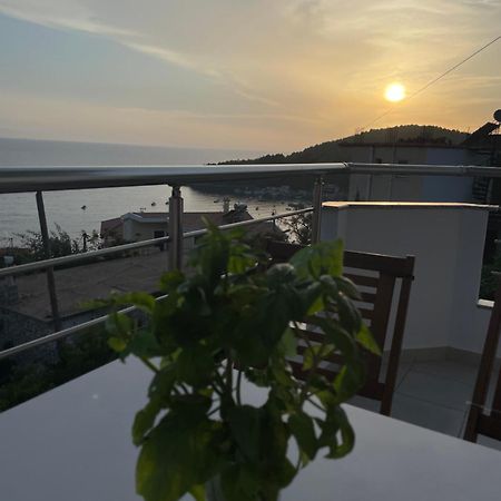 Tasos Rooms Himarë Dış mekan fotoğraf