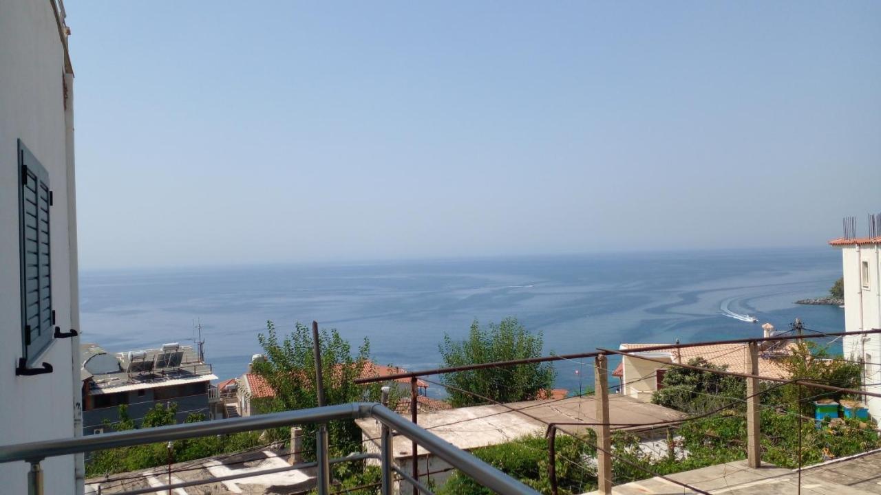 Tasos Rooms Himarë Dış mekan fotoğraf