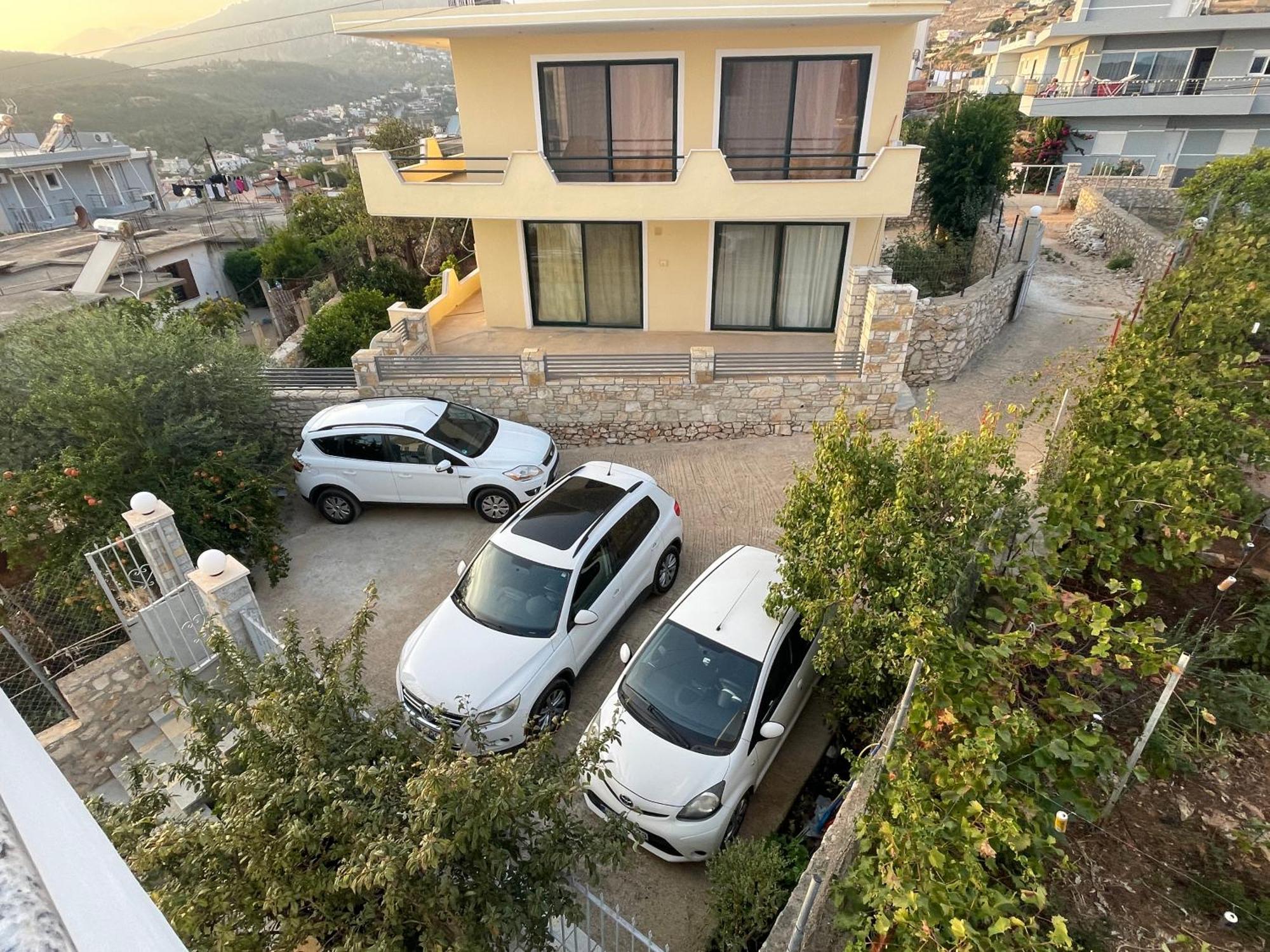 Tasos Rooms Himarë Dış mekan fotoğraf