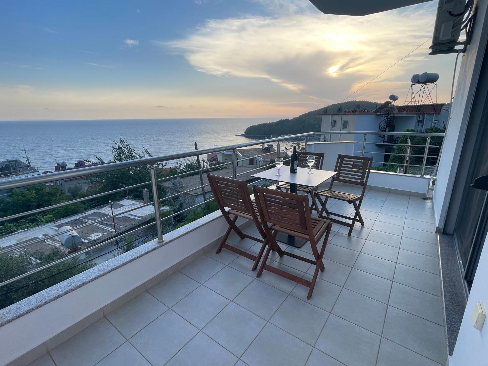 Tasos Rooms Himarë Dış mekan fotoğraf