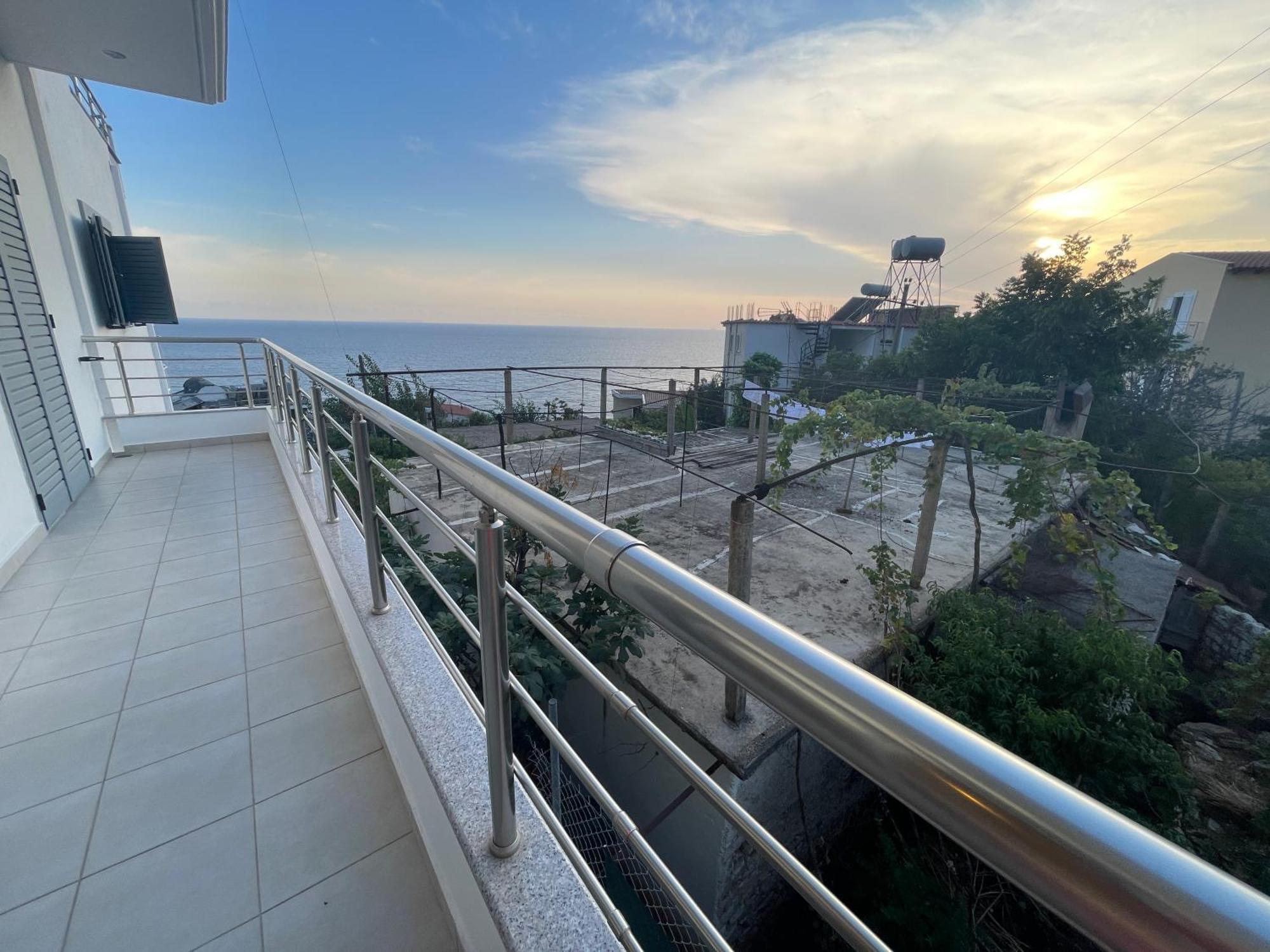 Tasos Rooms Himarë Dış mekan fotoğraf