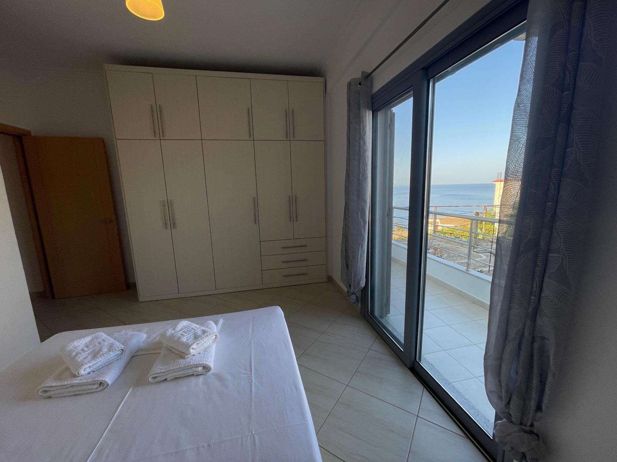 Tasos Rooms Himarë Dış mekan fotoğraf