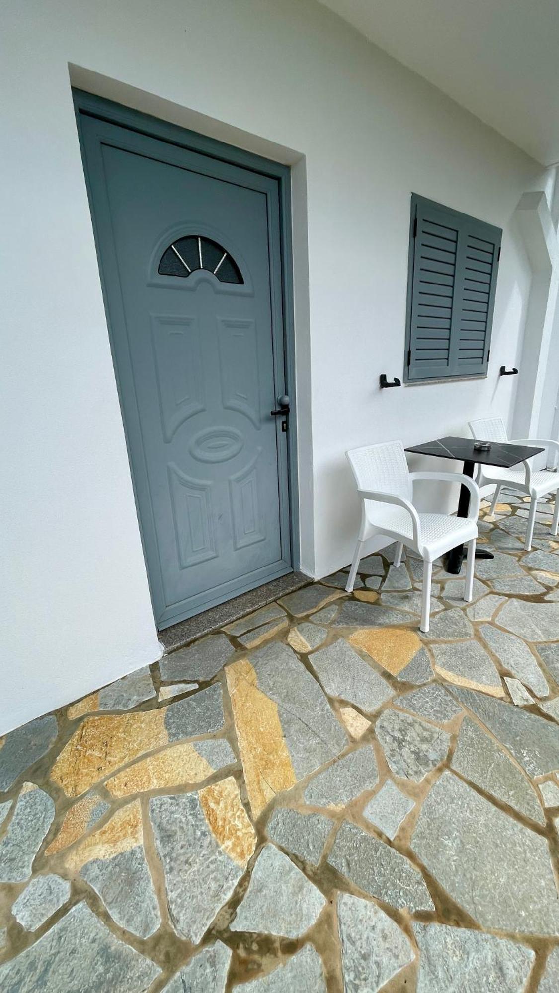 Tasos Rooms Himarë Dış mekan fotoğraf