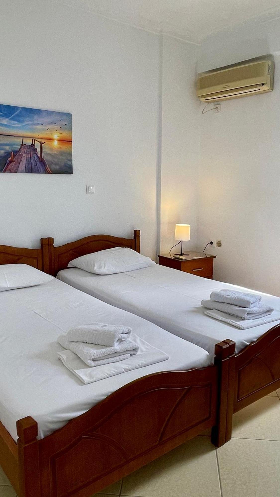 Tasos Rooms Himarë Dış mekan fotoğraf