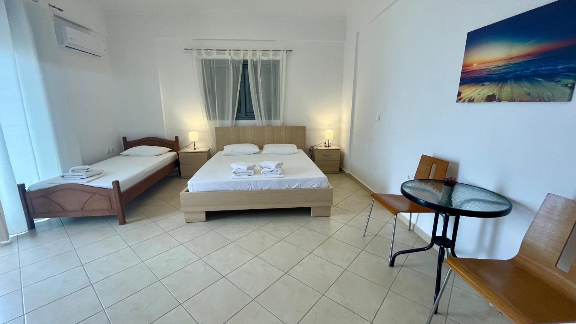 Tasos Rooms Himarë Dış mekan fotoğraf