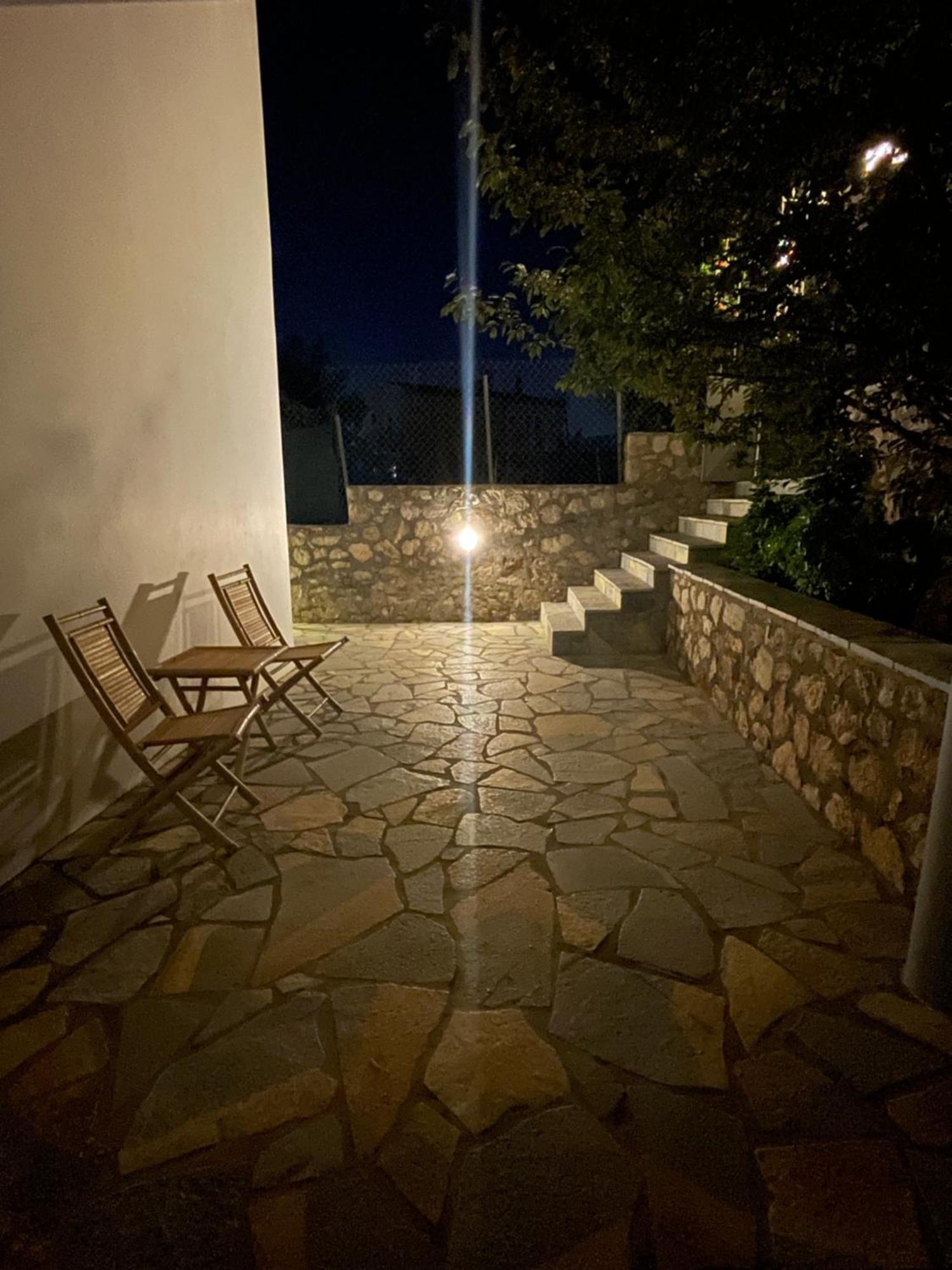 Tasos Rooms Himarë Dış mekan fotoğraf